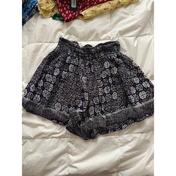 Nat by Natalie Martin Purple Shorts - Picture 1 of 4